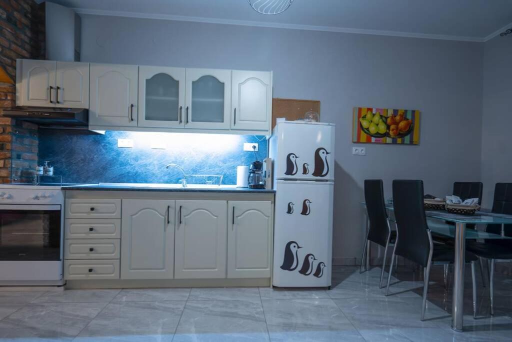 Το Άλλο Σπίτι... Villa Aridaía Eksteriør bilde